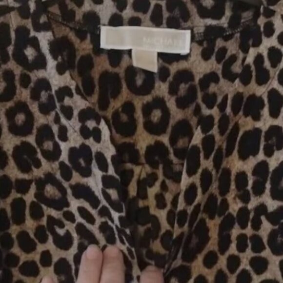 Gorgeous Michael Kors Leopard Print Blouse - Size Small - Picture 2 of 6